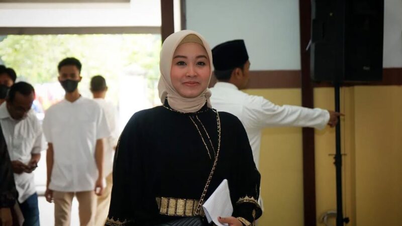 Tika Sartika, Whatever You Do, Do It Well!