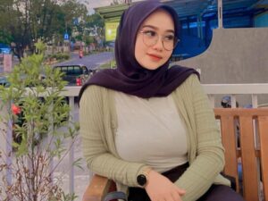 Lea, Meskipun Kebahagiaanku Direbut, Tak Terfikir Untuk Memintanya Kembali