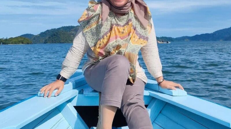 Sarina Uly, Aku Bangga Sebagai Apoteker, Profesi Unik dan Banyak Diminati Masyarakat