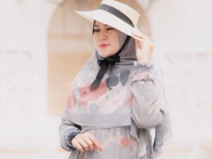 Dewi Safitri, Selalu Belajar dan Bersyukur Bisa Bertahan Sebagai Influencer yang Bisa Menginspirasi Sesama