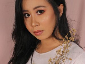 Dini Irmaningtias, Sayangi dan Jaga Kesehatan Bunda karena Bagi Anak Kita Adalah Dunianya