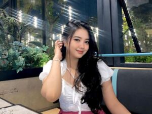 Griffina Nindy, Tuhan Berikan Alasan Untuk Kita Jalani Takdir-Nya dengan Ikhlas