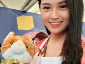 Chef Angie Wiranata: Totalitas, Dari Buat Bumbu Nusantara, Bisnis Ikan Tuna Sampai Buat Sekolah Memasak.