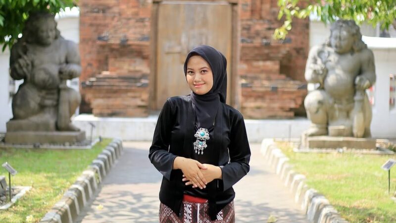 Ayu Lestari, Semoga Kita Selalu Bersama Sehat Bahagia dan Panjang Usia