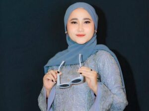 Yulia Fahma, Perjalanan Hidup Kita Sedemikian Rupa Sudah Dirancang Oleh Tuhan!