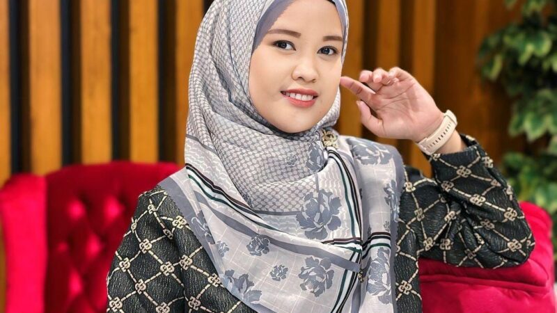 Eka Suleyman, Awal Menjadi Konten Kreator Membeli Produk Satu Brand, Mereview Serta ikut Komunitas