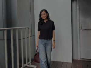 W. Daryani, Kuncinya Percaya Diri dan Berpenampilan Baik dalam Komunikasi Banyak Orang