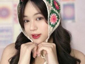 Vania Callysta, Kebahagiaan Datang dari Kita Bersyukur dan Cara Menjalani Hidup