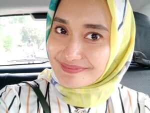 Della Asternia Putri, Bahagia Bukan Tentang Membahagiakan Semua Orang Tapi Temukan Damai dan Makna Hidup