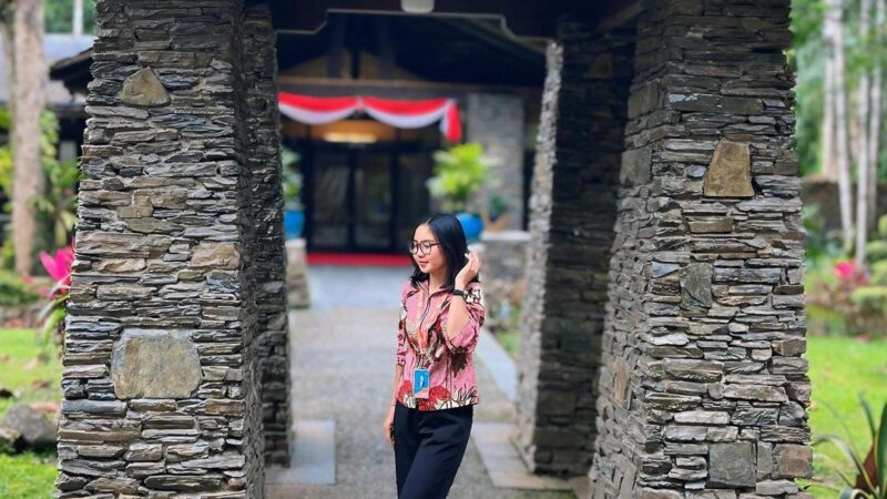 Sendriyana Paembonan, Bisa Banggakan Orang Tua dan Memutus Generasi Sandwich di Keluarga