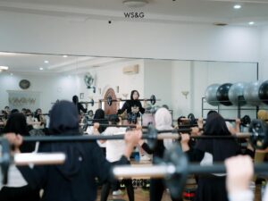 Faris Indah, Woman Support Woman, Keep Shining Be Stronger Happier & Reliable !