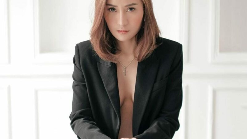 Fitnes & Mitos Kesehatan Sesuka Hati Erisa Abigail