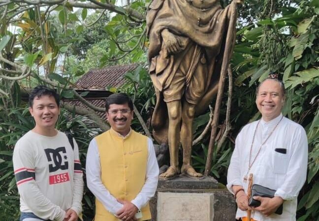 AGP Sevagram Klungkung Kedatangan Pakar Ayurveda Dunia Dr Nitin Agrawal