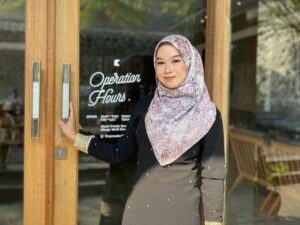 Nur Alfiah Khairunnisa, Apa yang Kita Lihat Adalah Cerminan dari Prasangka Kita