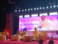 Agus Indra Udayana Kenalkan Living Yogi di United Consciousness Conclave 2023 India