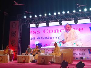 Agus Indra Udayana Kenalkan Living Yogi di United Consciousness Conclave 2023 India