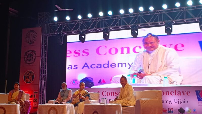 Agus Indra Udayana Kenalkan Living Yogi di United Consciousness Conclave 2023 India