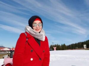 Nonnie Siddik: Traveling Membuatku Jadi Lebih Bahagia dan Bertambah Wawasan