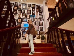 Laura Butolo, Jadilah Diri Sendiri, Karena Aku Adalah Aku