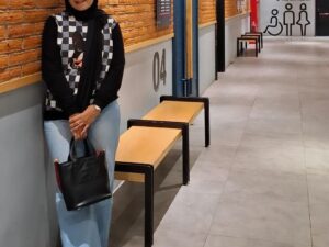 Wiwin Winar, Berusaha Menyenangkan Orang Lain, dan Selalu Ingat Allah Swt yang Menuntun Jalan Kebaikan