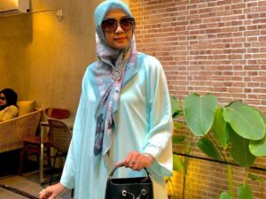 Dewi Ratih, Banyak Bersyukur, Nikmati Prosesnya dan Positif Thinking Selalu Agar Tak Mudah Stress