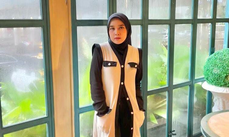 Shifa Fauziah S, Let Your Heart Trust Allah Alone To Take Care Of The Things You Cannot Understand