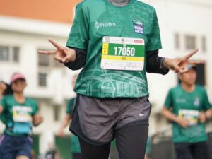 dr. Renny A. Puspitasari, Sp. PD, Dengan Lari Tubuh Sehat, Bisa Konsentrasi Untuk Pasien