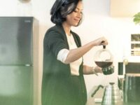 Farina: Carilah Mentor, Punya Banyak Strategi & Kenali Diri Untuk Terjun Berbisnis