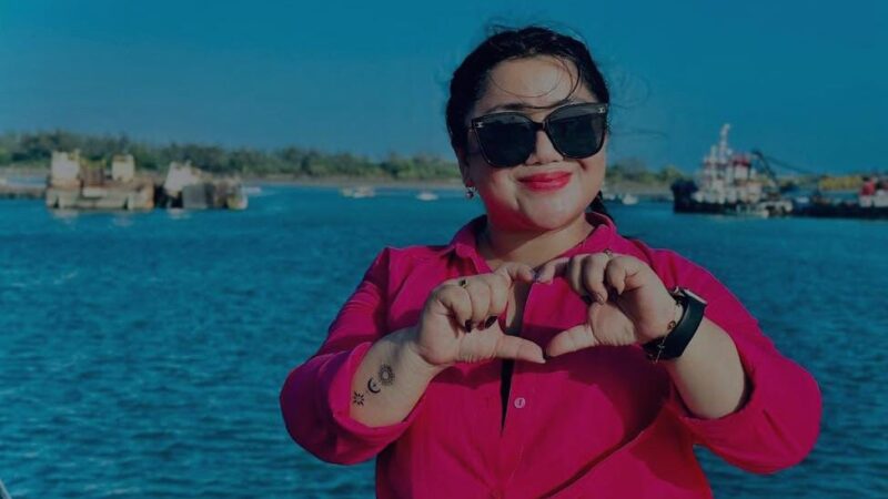 Iis Chalidela, Jalani Hidup dengan Hati Bersih dan Selalu Bahagia