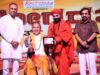 Ida Rsi Putra Manuaba ( Agus Indra Udayana ) Dianugerahi Prestigious Yoga Ratna Award
