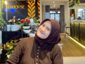 Yeyenitas, Hidup Bukan Lomba Cepat Sukses!