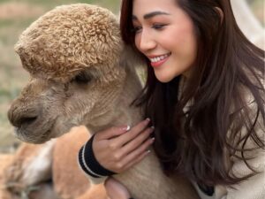 Cyndyana Lorens, If You Really Want It, You Can Get It !