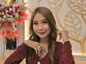 Lynni Christy Pontoluli, Jangan Menua Tanpa Cerita!