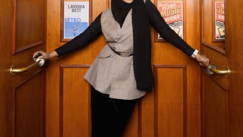 Laylasari, The Only Way To Do Great Work Is Love What You Do!