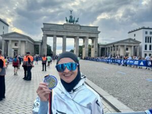 drg. Indriani Puspita Sari, Harus Disiplin dalam Mengatur Waktu!