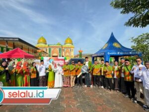 Perluas Jaringan Jemaah, An Namiroh Hadiahi Agen Mobil Fortuner