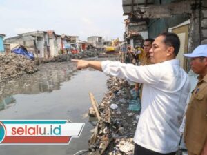 Normalisasi Sungai Kalianak Tanpa Polemik, Wali Kota Eri Cahyadi Apresiasi Keikhlasan Warga