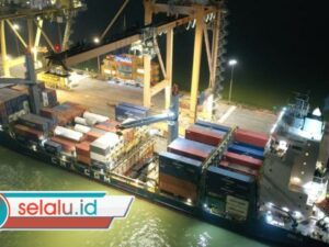 Ekspor Kereta Berlanjut, INKA Lepas Tiga Platform Lokomotif ke Australia