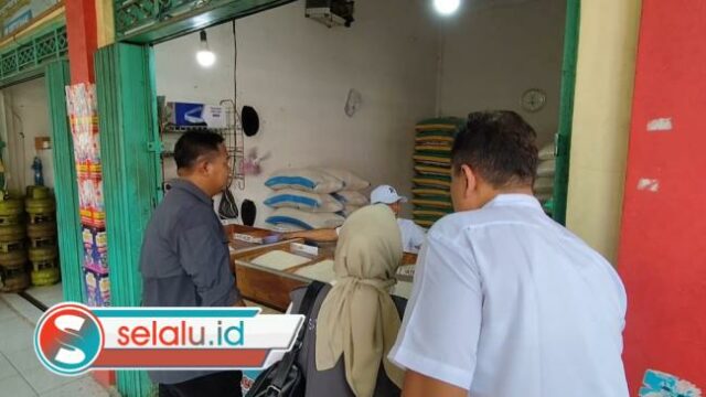 Perum Bulog Pastikan Stok Beras di Mojokerto dan Jombang Aman hingga Awal Tahun