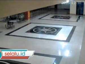 Hiii, Kursi Roda Jalan Sendiri di Mal Pelayanan Publik Mojokerto