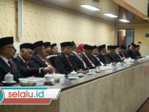 Pemkab Jember Lantik 50 Pejabat, Gus Fawait Tegaskan Era Kinerja