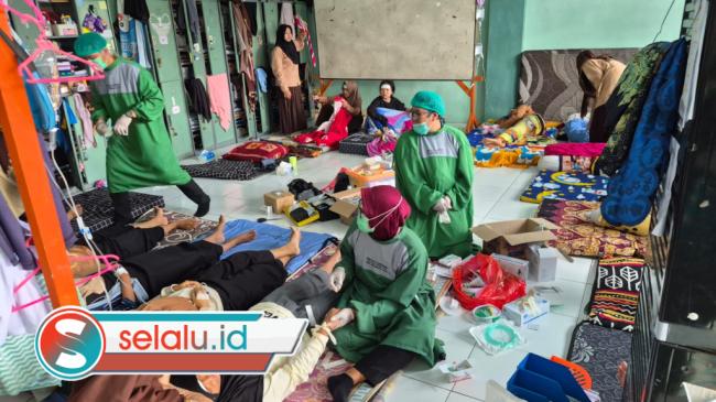 Ratusan Siswa Keracunan Menu Soto Ayam MBG di Mojokerto