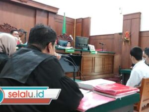 Pemberi Uang Tak Diproses, Hakim Nilai Ada Kejanggalan Penanganan Kasus Pemerasan Kadindik Jatim