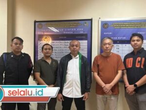 Jaksa Eksekutor Kejari Surabaya Tangkap Buron, Terpidana Effendi Pudjihartono Berhasil Dibekuk