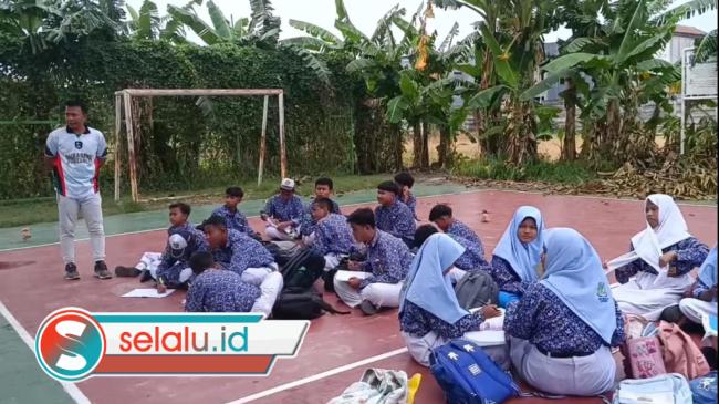 Atap Kelas SMPN 60 Surabaya Ambruk, DPRD Desak Evaluasi Total Bangunan Sekolah
