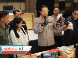 Ringkus Komplotan Pembobol Toko Perhiasan, Polres Magetan Kembalikan Emas Senilai Rp 1 Miliar