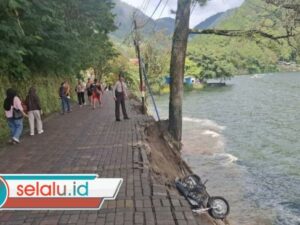 Tiga Wisatawan dan Tujuh Motor Tercebur ke Telaga Sarangan Magetan, Begini Kronologinya