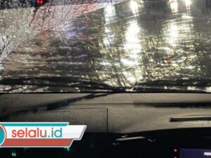 Tiga Jam Surabaya Diguyur Hujan, Sejumlah Daerah Banjir, Tanggul Sungai Pakis Jebol