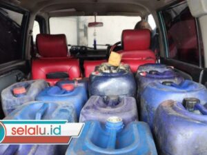 Polda Jatim Bongkar Kasus Penyalahgunaan BBM Bersubsidi di Lumajang