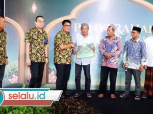 Awali Ramadan, Petrokimia Gresik Salurkan Bantuan Operasional ke 146 Tempat Ibadah 